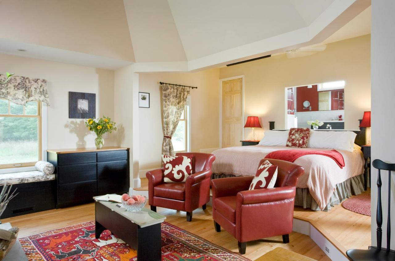 Bed and Breakfast Brampton 1860 Честертаун Экстерьер фото