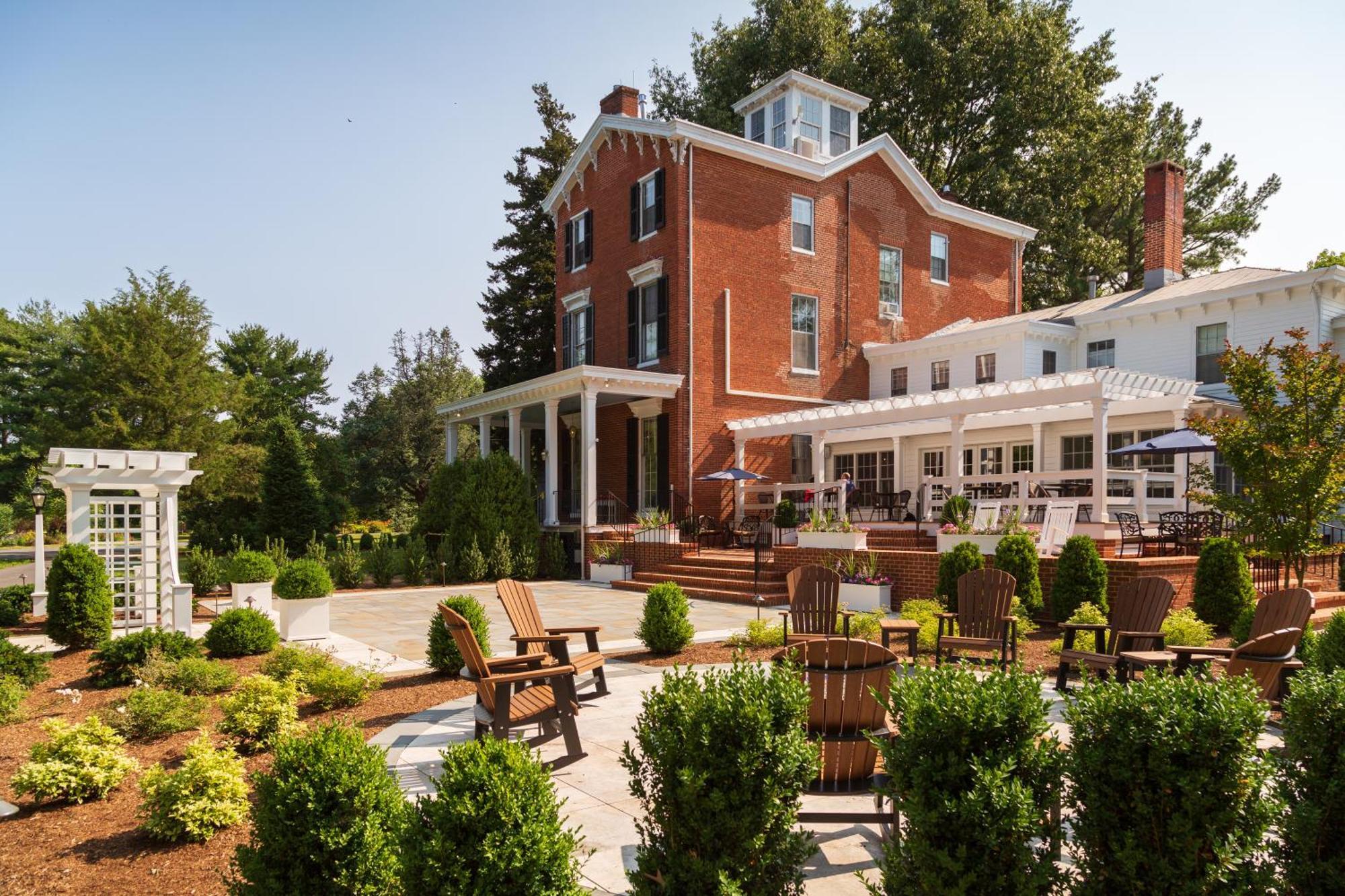 Bed and Breakfast Brampton 1860 Честертаун Экстерьер фото